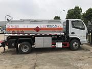 新款东风5吨小型运油车 限时优惠