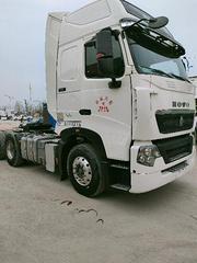 出售二手重汽豪沃牵引车，540马力，国五