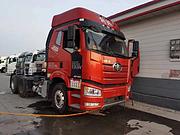 个人车19年二手解放牵引车智慧版 460马力 双驱