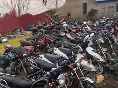 大量批发零售二手精品摩托车，本田铃木雅马哈豪爵等各
