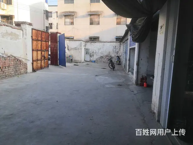 仓库带一大院出租的图片