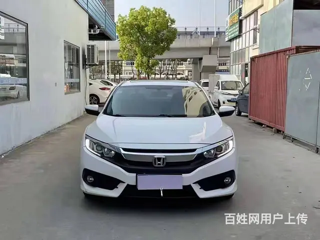 本田 思域 2017款 1.0T 无级 180TURBO 舒的图片
