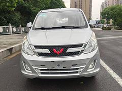 五菱 宏光 2015款 宏光V 1.2 手动 基本型7-8座
