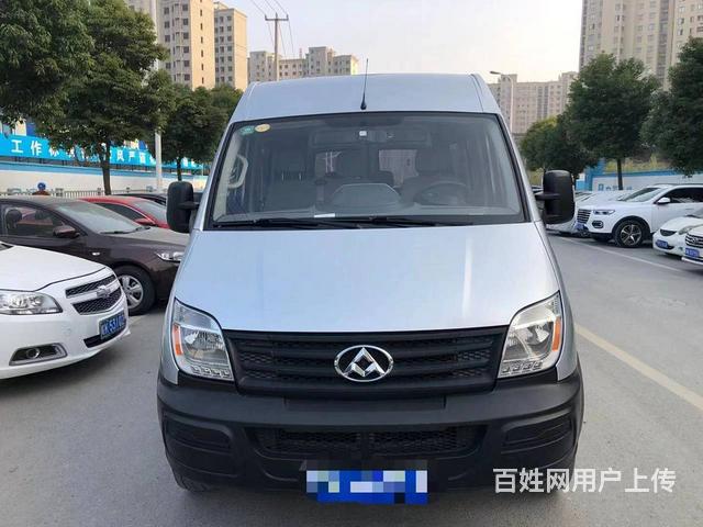 上汽大通v80短轴中顶6座柴油国4排放支持分期的图片