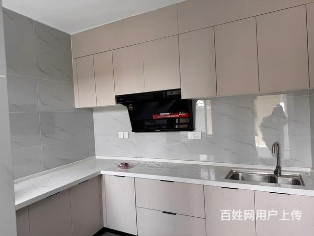 房屋出租市医院旁边的图片