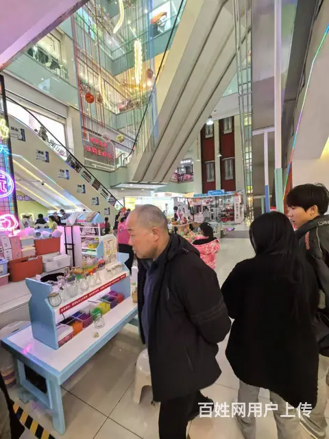 8851（铺联邦）王府井美食城好位置精装修餐饮店转让的图片