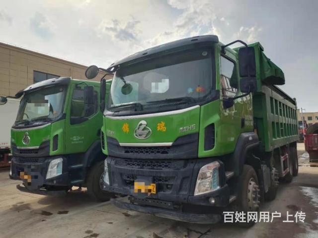 2台7个月的乘龙h5前四后八自卸车6米厢