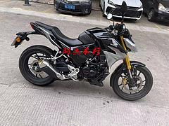 春风SR250、贝纳利、QJ闪300、川崎小忍者
