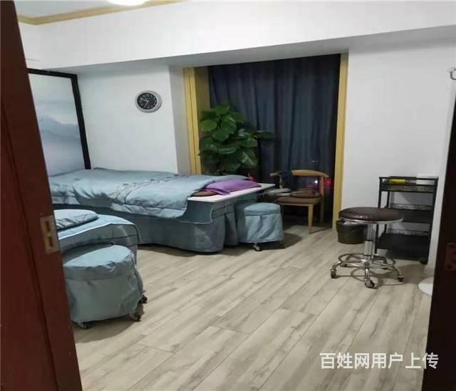 （同城搜铺网）转让万润国际b座160平米美容店的图片