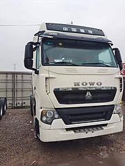 二手重汽豪沃T7H牵引车 540马力 双驱 国五