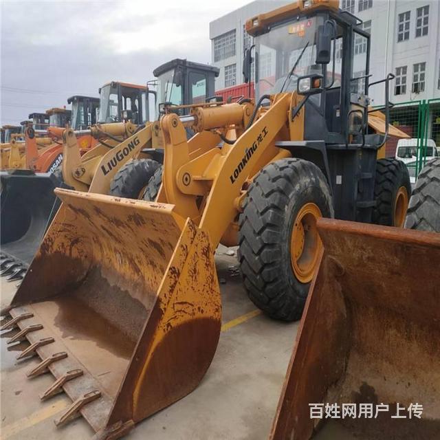 巴音郭楞周围二手装载机市场 3吨5吨柳工龙工铲车的图片