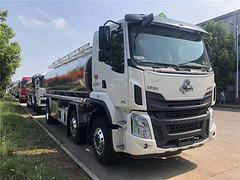 26立方东风柳汽小三轴油罐车 车到付款无风险