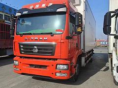 精品国六汕德卡6.8米冷藏车，司机便宜卖