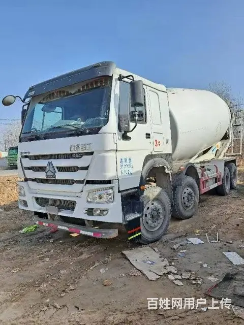 出售二手豪沃搅拌车 大20方国五前四后八唐鸿上装的图片