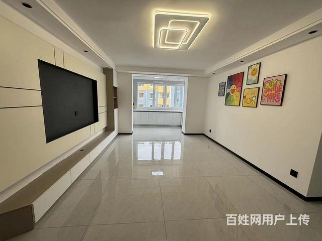 燕都新城一期，74平两室可贷款，24.8万精装修首付少3万的图片