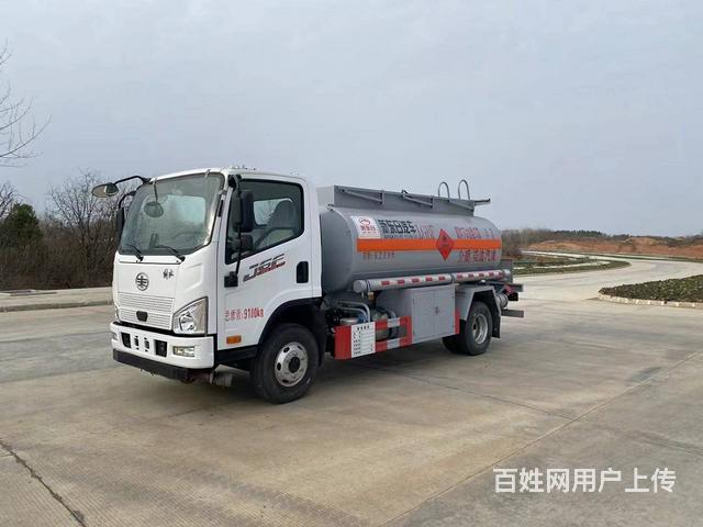 国六解放5吨8吨油罐车，厂家直销质量保证，售后无忧的图片