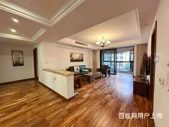 秀水华庭北区黄金楼层大平层207平，三房两卫， 豪装238万的图片