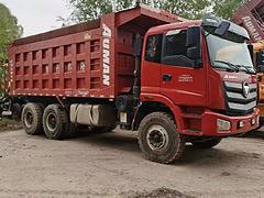 信阳低价出售18年底欧曼自卸车 精品车况