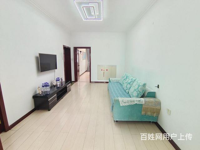 休闲广场 河畔新九中 两室一厅 楼新 拎包入住 全屋地热的图片