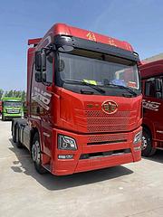 出售一台解放jH6 牵引车 国6