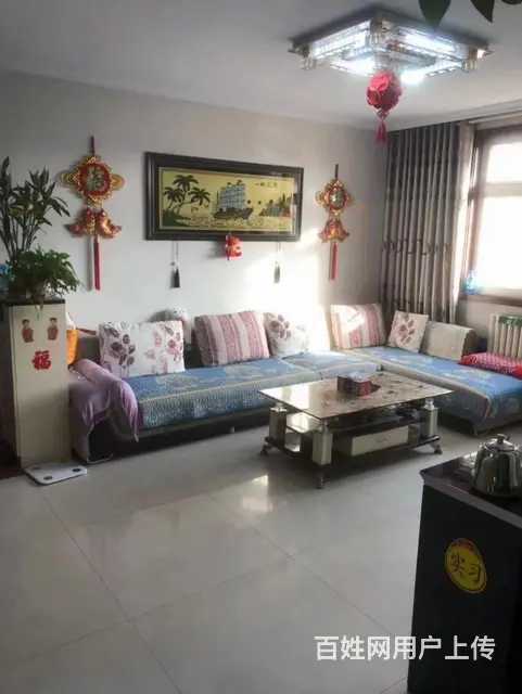 四小对面 普通住宅 中等装修双气的图片