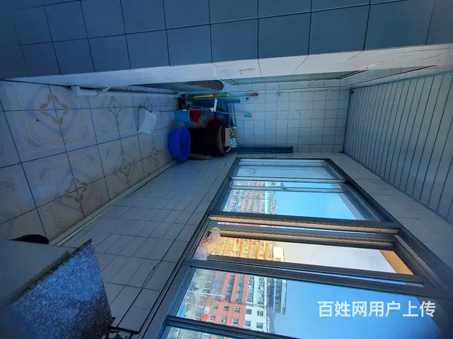 女子公寓出租的图片