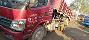 信阳16年奥驰X2自卸车 急售