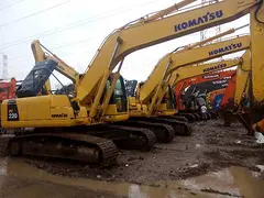低价出售原装小松200、220、240等二手挖掘机