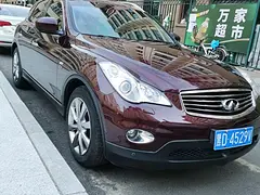 英菲尼迪QX50 2013款 2.5 手自一体 两驱尊雅版