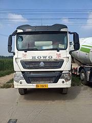 轻量化二手豪沃搅拌车 大12方前四后八国五凌宇上装