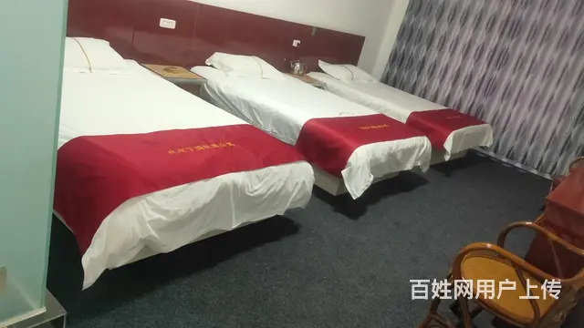 陕县世纪大道精品房屋整套出租（30间）的图片