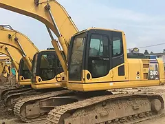 小松200、220、240等二手挖掘机低价出售