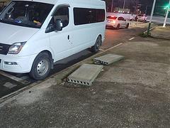 个人出售9座一手私家车