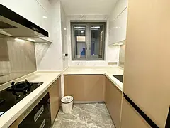 前山河旁  环宇城 精致2房 住家配置 轻轨商场在家门口