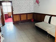 解放路北段临街房 普通住宅2厅 简单装修