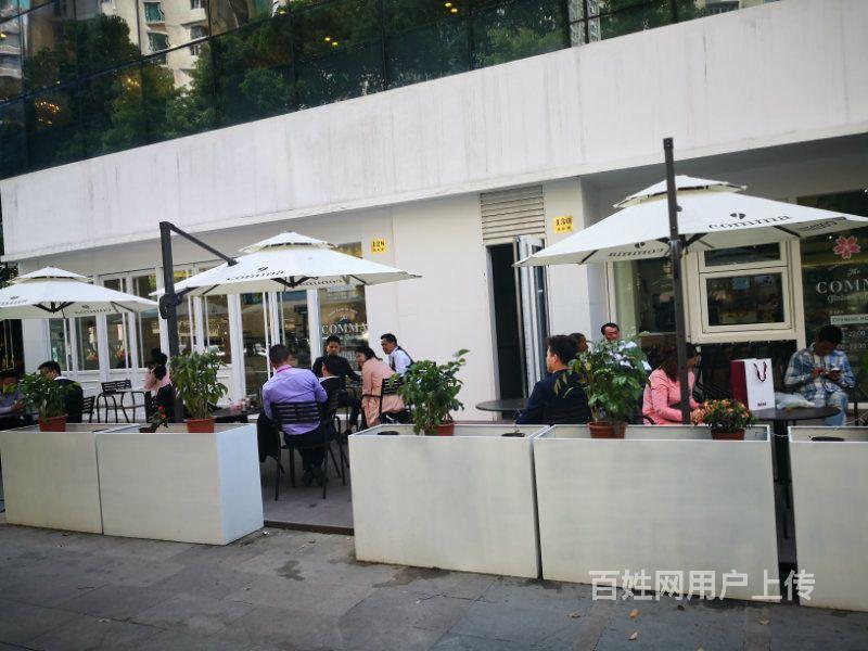 瑞虹新城《comma》沿街 重餐饮 外摆 地铁口