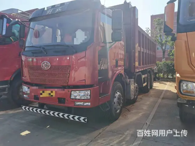 二手轻型国五解放前四后八自卸车6米货箱280马力的图片