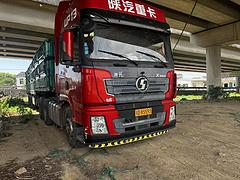 高栏 牵引车 国5