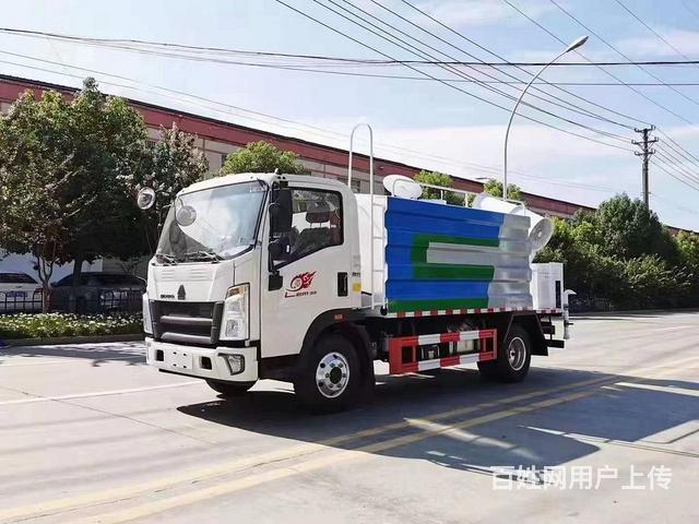 蓝牌C证可开的重汽7方洒水车 全国配送可分期的图片