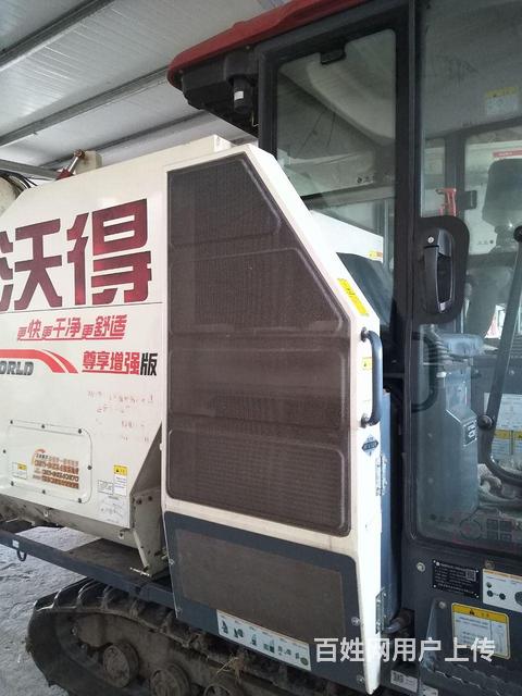 23年尊享版沃得收割机的图片