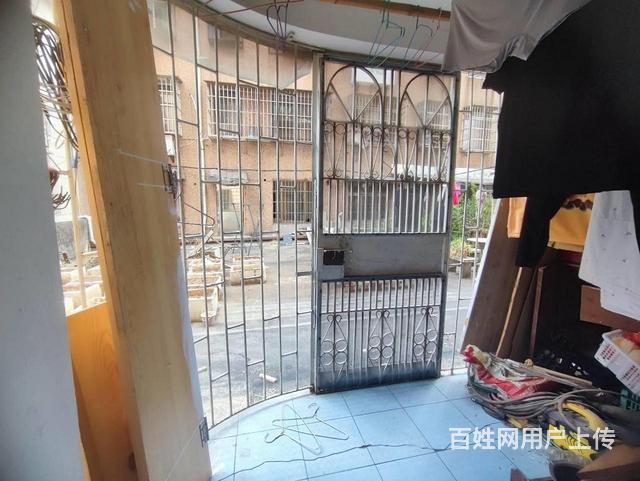 雨湖|汽车西站|金砂小区|带露台|三房|中装|的图片