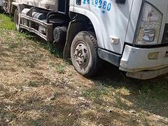 20年国六垃圾压缩车
