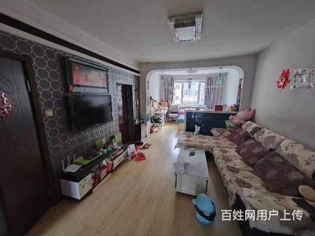 鹿林山民族小区 4楼66平简装一室一厅7万的图片