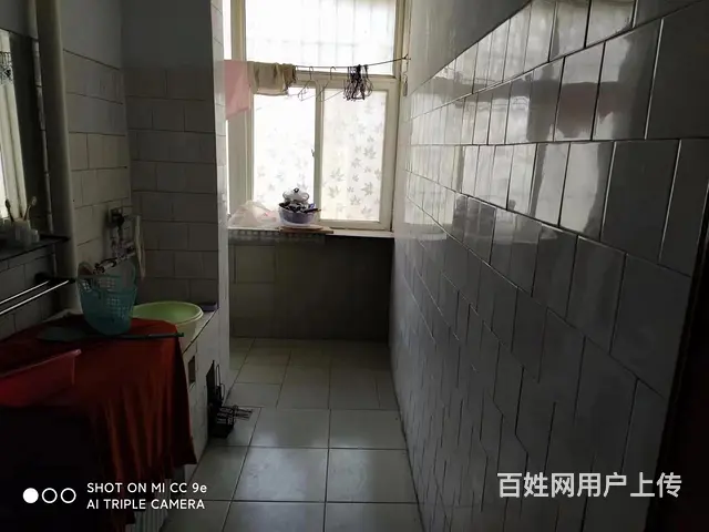 十七中附近2楼出租 普通住宅1厅 简单装修的图片