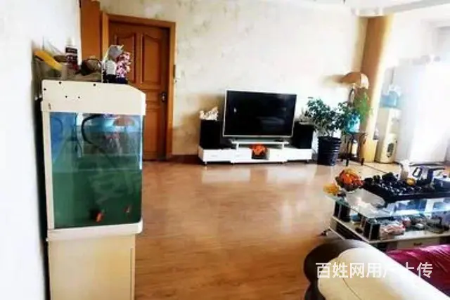 新上丰3邻圃小区1200出租的图片