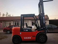 二手叉车全国批发，质保半年！准新车！合力叉车半价卖