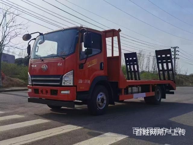 单桥解放平板车　挖机拖板车保证质量售后无忧的图片