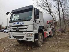 19年二手豪沃大14方搅拌车 国五 后八轮