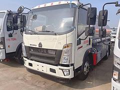 楚胜国六重汽5吨油罐车 厂家直销 价格优惠