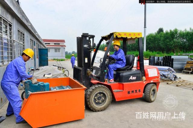 ♨♨遵义区域吊车租赁随车吊叉车出租♨的图片